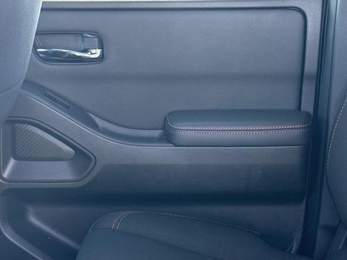 Used 2023 Nissan Frontier Pro-X w/ Tow Package image 15