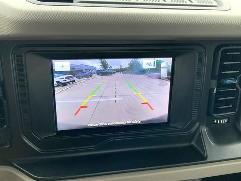 Used 2023 Ford Bronco Wildtrak AWD/4WD image 28