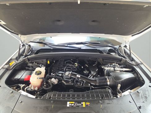 Used 2025 Jeep Grand Cherokee Limited AWD/4WD image 21