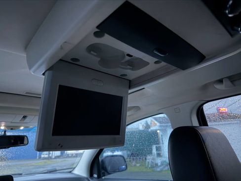 Used 2009 Dodge Journey R/T w/ Entertainment Group #2 image 25