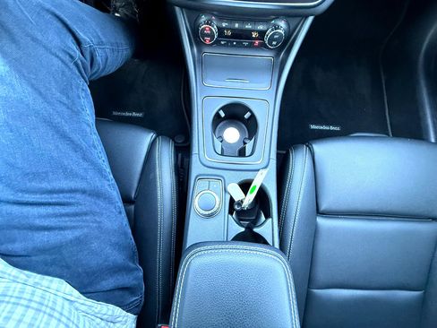 Used 2019 Mercedes-Benz CLA 250 CLA250 image 23