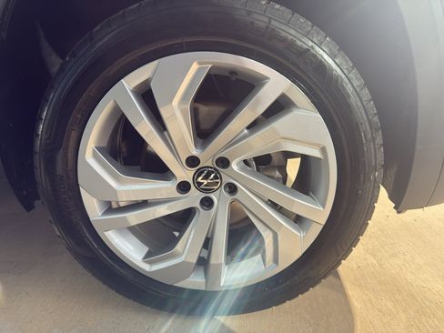 Used 2022 Volkswagen Atlas SE image 19