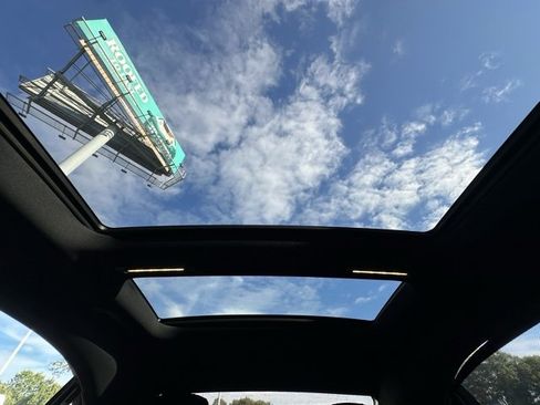 Used 2025 Mercedes-Benz S 580 4MATIC Sedan image 18