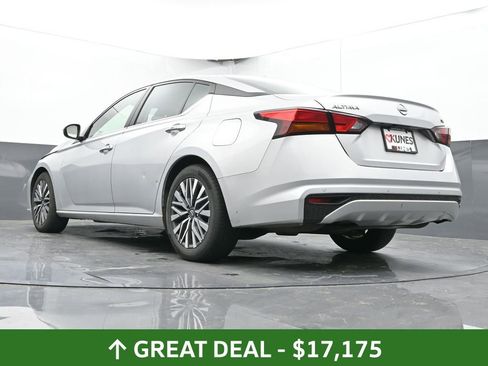 Used 2023 Nissan Altima 2.5 SV image 48