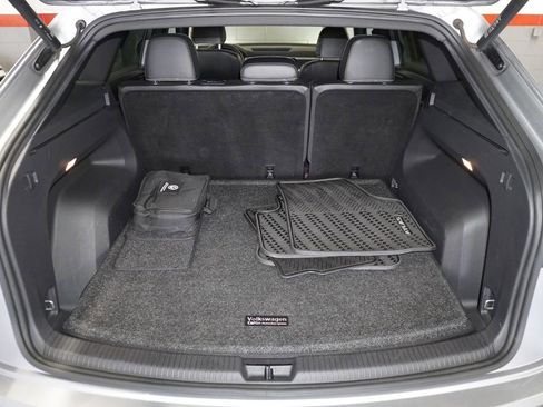 Used 2023 Volkswagen Atlas Cross Sport SEL image 17