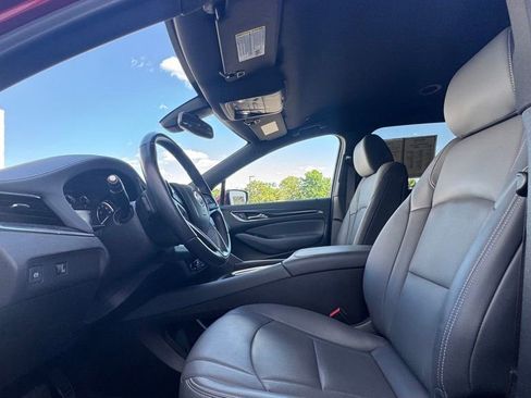 Used 2024 Buick Enclave Essence FWD image 19