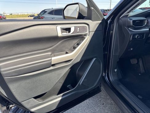 Certified 2023 Ford Explorer XLT w/ Equipment Group 202A image 26