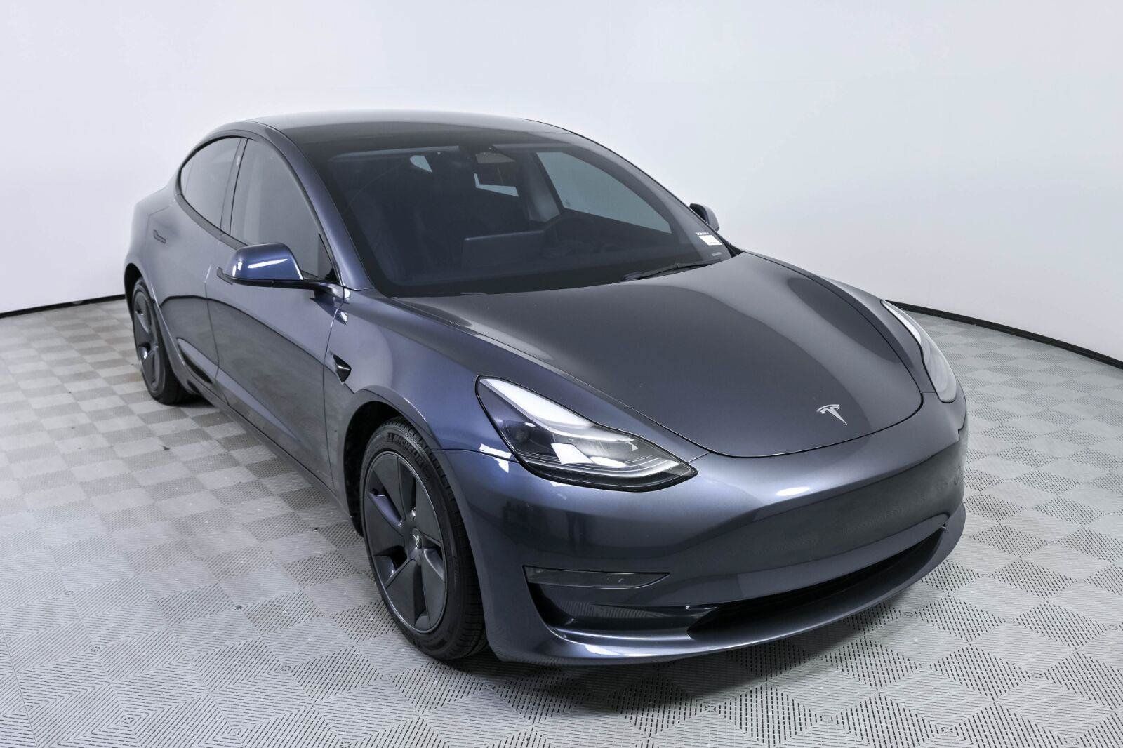 Used 2023 Tesla Model 3 Standard Range RWD image 24