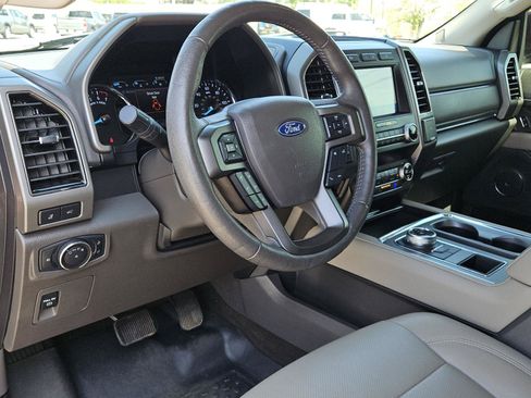 Used 2020 Ford Expedition XLT w/ Equipment Group 202A RWD image 29