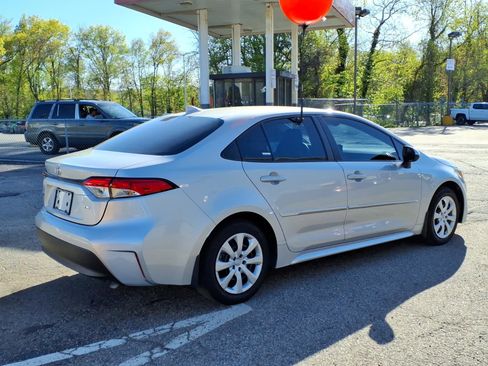 Certified 2024 Toyota Corolla LE FWD image 6