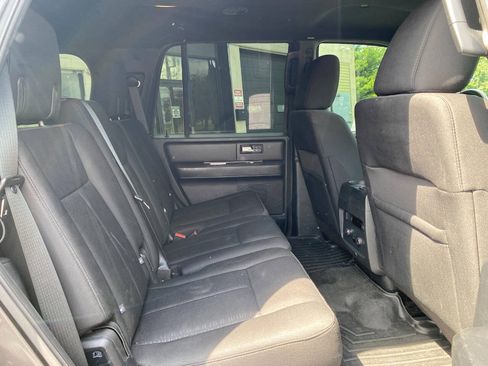 Used 2017 Ford Expedition XL w/ Equipment Group 101A AWD/4WD image 28