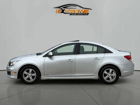 Used 2015 Chevrolet Cruze LT w/ Sun And Sound Package FWD image 3