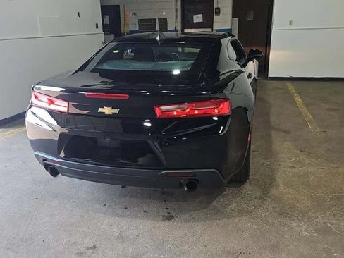 Used 2017 Chevrolet Camaro LT RWD image 2