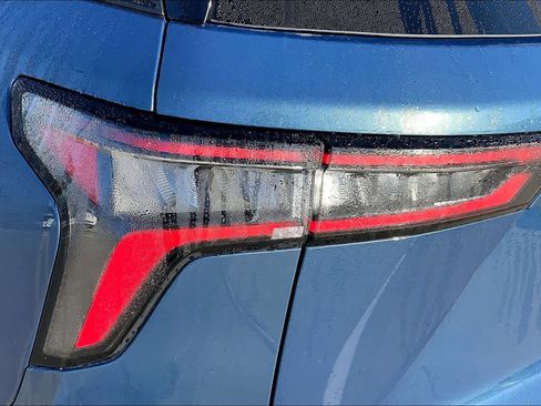 Certified 2025 Chevrolet Equinox RS image 27