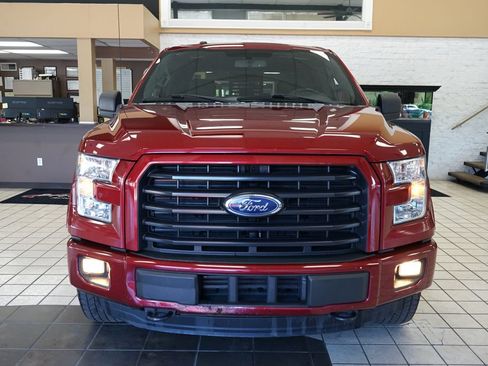 Used 2016 Ford F150 XLT w/ Equipment Group 302A Luxury AWD/4WD image 18