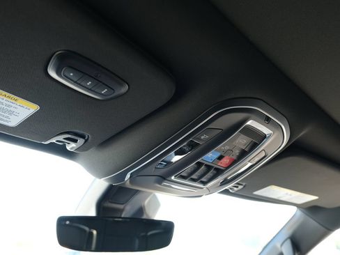 New 2026 Jeep Grand Wagoneer 4WD image 18