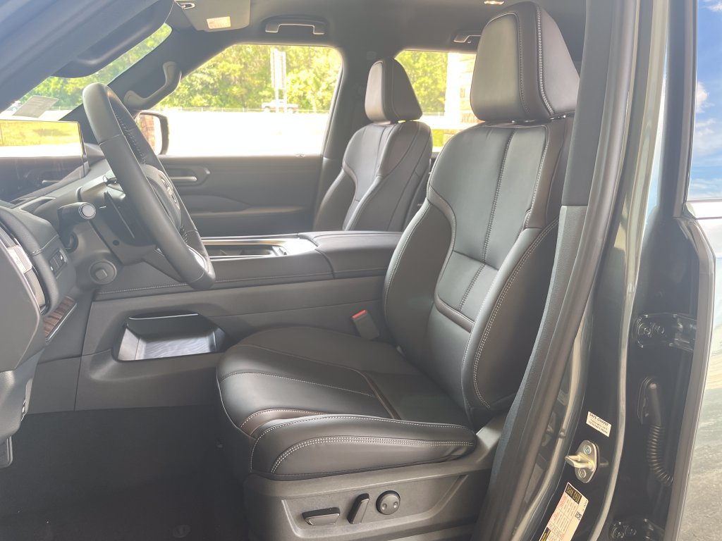 New 2026 Nissan Armada SL AWD/4WD image 9