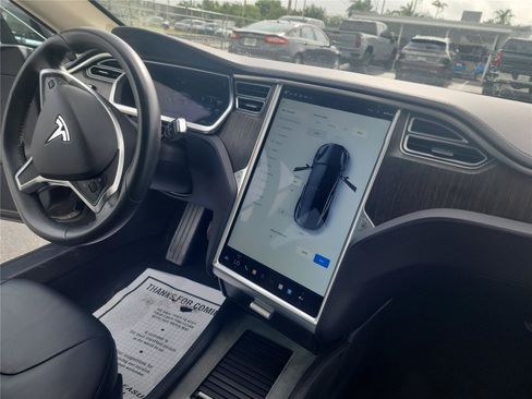 Used 2013 Tesla Model S RWD image 25