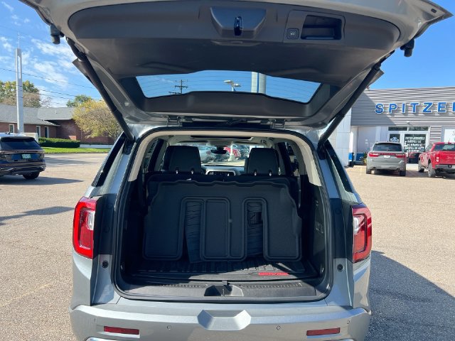 Used 2023 GMC Acadia Denali w/ Denali Ultimate Package AWD/4WD image 24