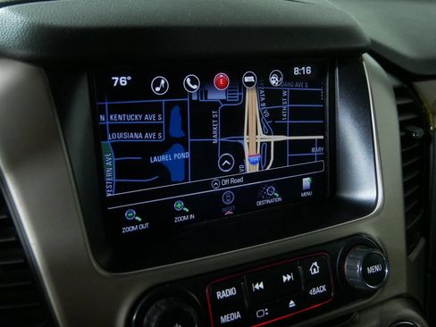 Used 2016 GMC Yukon Denali w/ Open Road Package AWD/4WD image 33