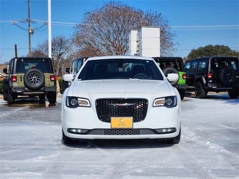 Used 2023 Chrysler 300 S image 2