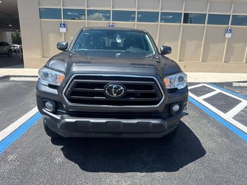 Used 2022 Toyota Tacoma SR5 w/ Technology Package RWD image 6