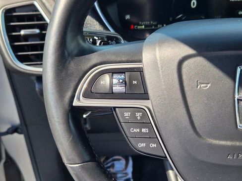 Used 2020 Lincoln Nautilus Reserve AWD/4WD image 30