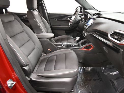 Used 2023 Chevrolet TrailBlazer RS w/ Convenience Package AWD/4WD image 17