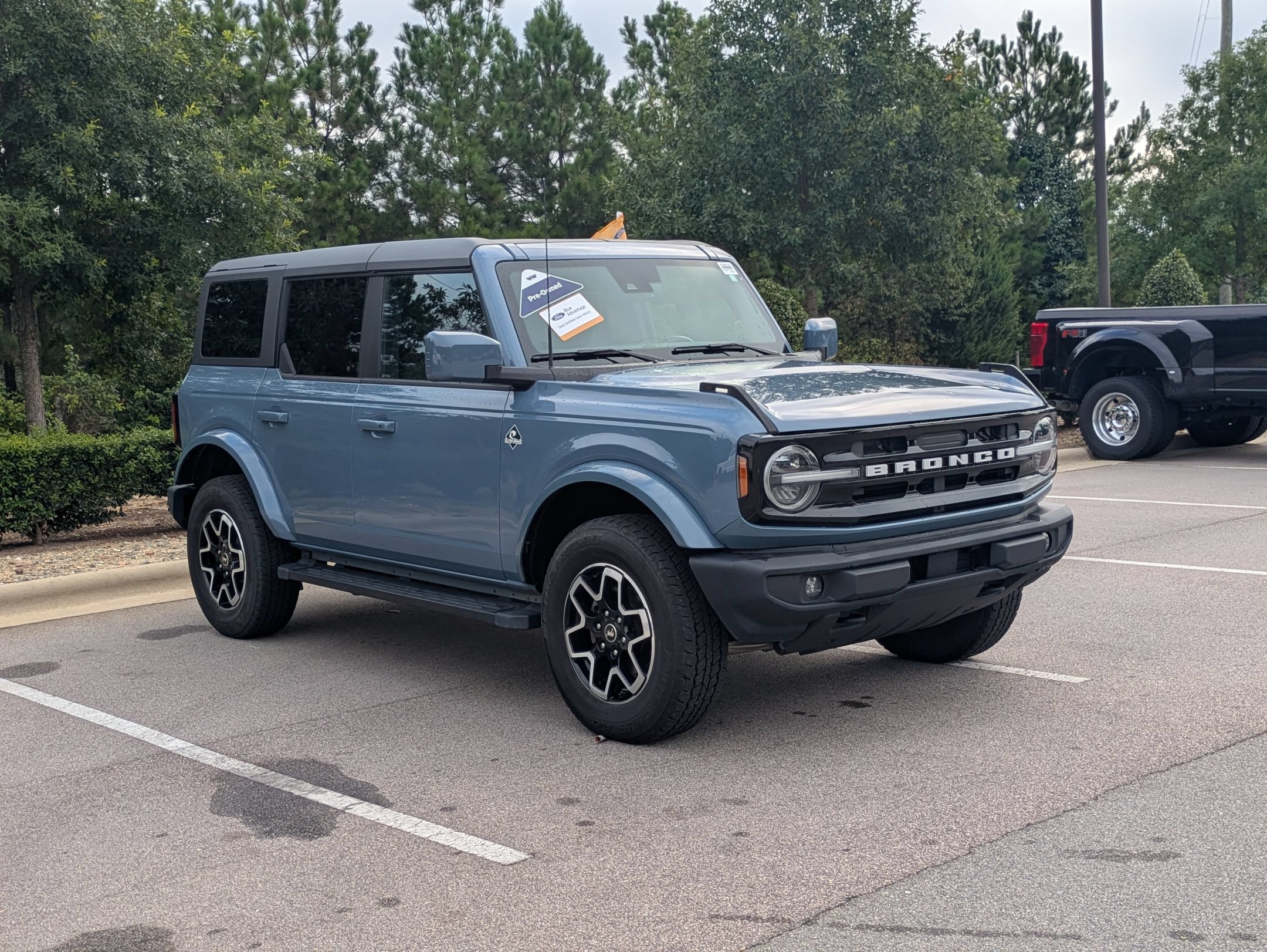 Certified 2024 Ford Bronco Outer Banks AWD/4WD image 1