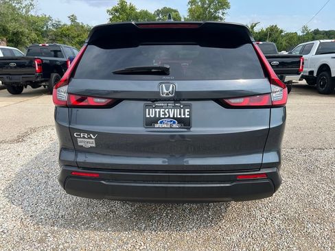 Used 2024 Honda CR-V EX image 7