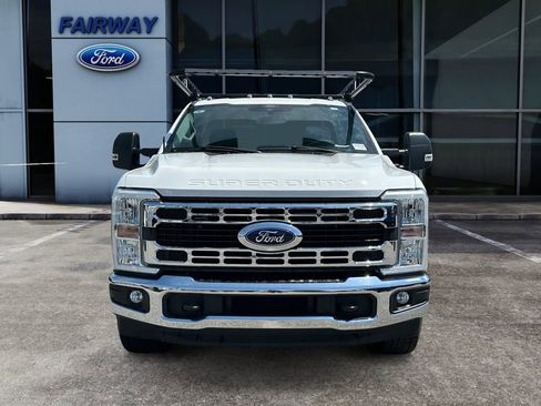 New 2024 Ford F350 XL w/ XL Chrome Package RWD image 2