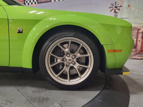 Used 2023 Dodge Challenger R/T Scat Pack image 9