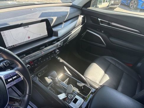 Certified 2023 Kia Telluride S w/ S Sunroof Package AWD/4WD image 16