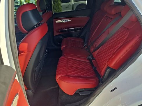 Used 2025 Genesis GV70 3.5T Sport w/ Sport Prestige Package image 11