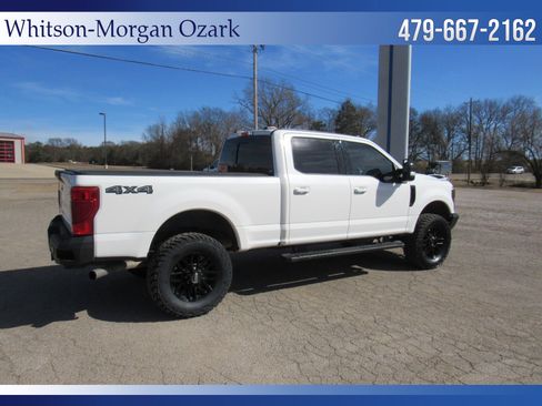 Used 2022 Ford F250 Lariat w/ Black Appearance Package image 13