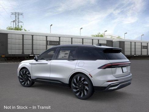 New 2025 Lincoln Nautilus Reserve w/ Jet Appearance Package image 4