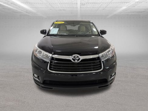 Used 2016 Toyota Highlander Limited AWD/4WD image 2