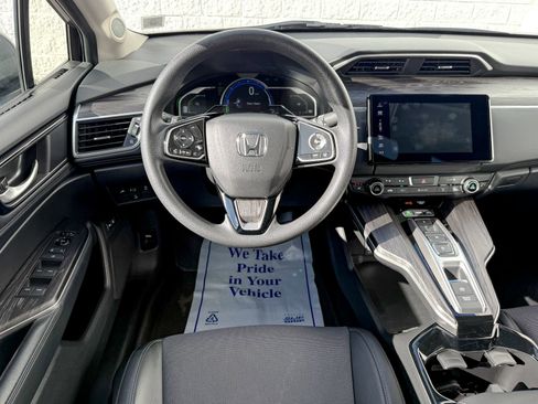 Used 2018 Honda Clarity Plug-In Hybrid image 32