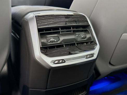 Used 2025 BMW 760i xDrive 760i xDrive image 27