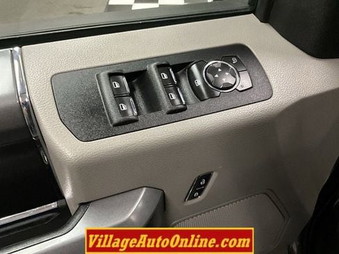 Used 2016 Ford F150 XLT w/ Equipment Group 302A Luxury image 16