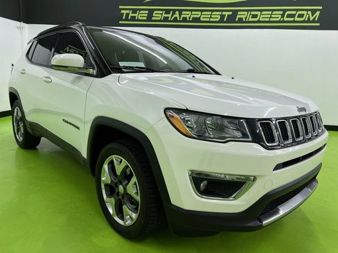 Used 2020 Jeep Compass Limited AWD/4WD image 2