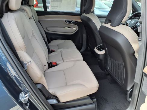 New 2026 Volvo XC90 B6 Plus w/ Protection Package Premier image 10