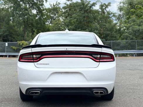 Used 2023 Dodge Charger SXT RWD image 5