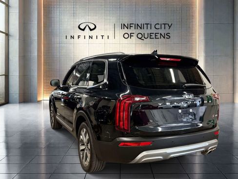 Used 2020 Kia Telluride S w/ S 8 Passenger Seating Package FWD image 6