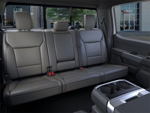 New 2025 Ford F150 Lariat w/ Equipment Group 501A Mid image 11