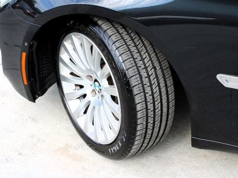 Used 2014 BMW 740Li image 10