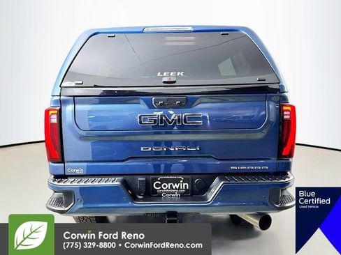 Used 2025 GMC Sierra 3500 Denali Ultimate image 9