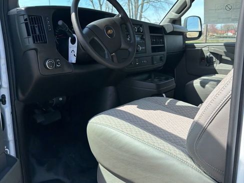 New 2025 Chevrolet Express 2500 image 19