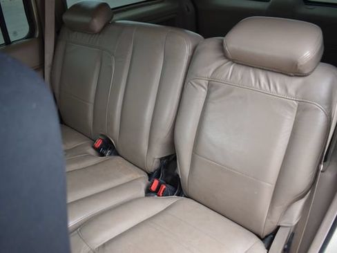 Used 2000 Ford Explorer XLT AWD/4WD image 20