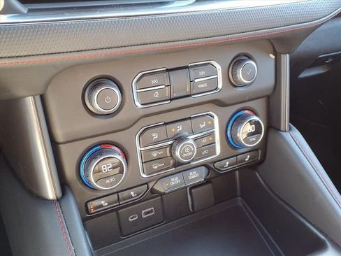 Used 2022 Chevrolet Tahoe RST w/ Sport Performance Package image 8